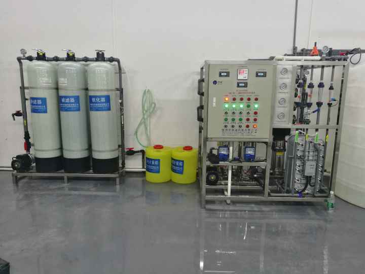 1T/H  RO+EDI超纯水机