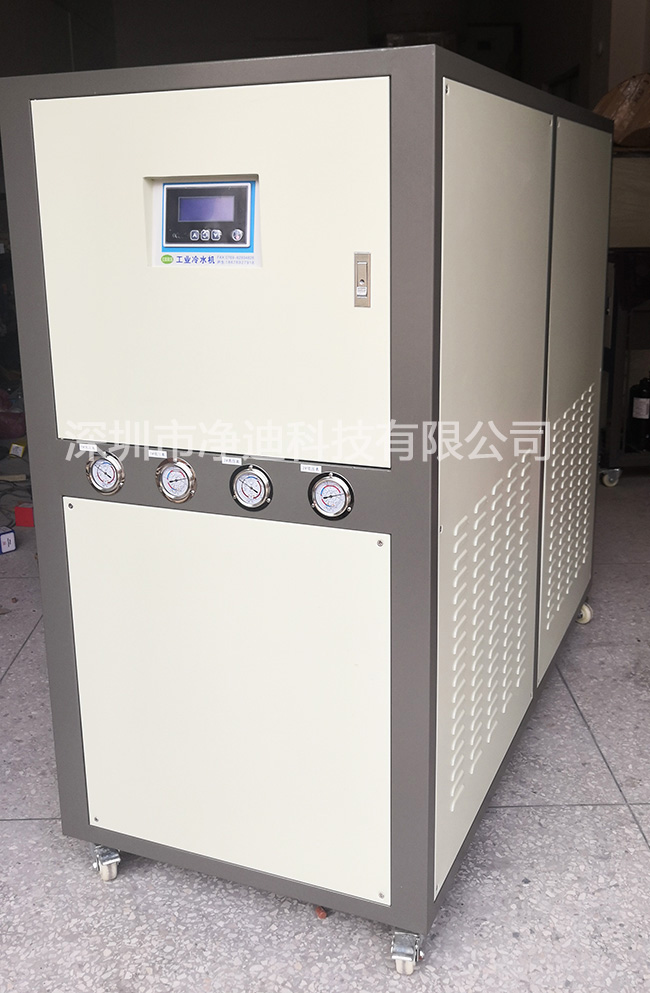 水冷冷水机