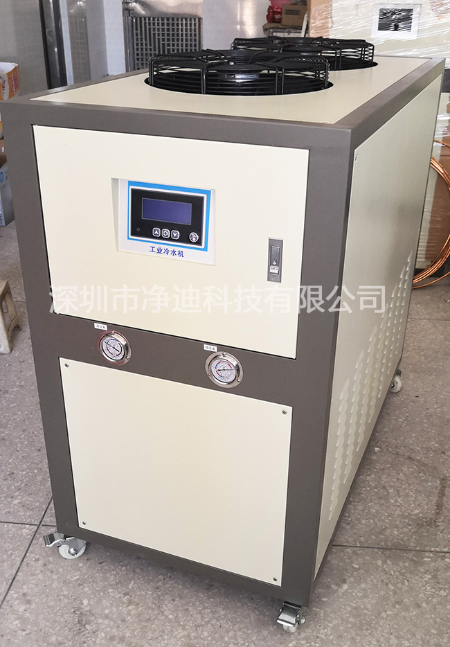 风冷冷水机